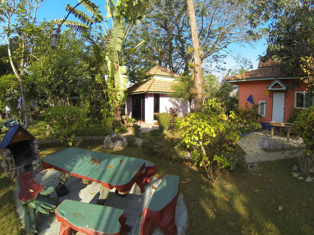 Riverside Ban Cho Lae Exterior photo